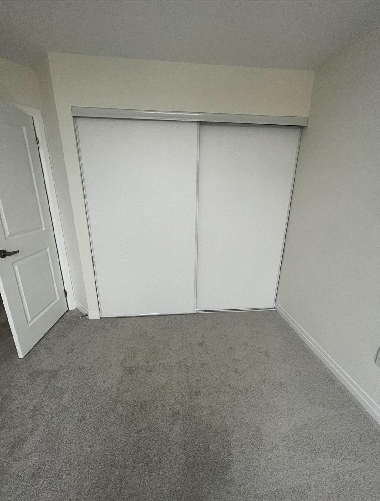 Sliding closet door