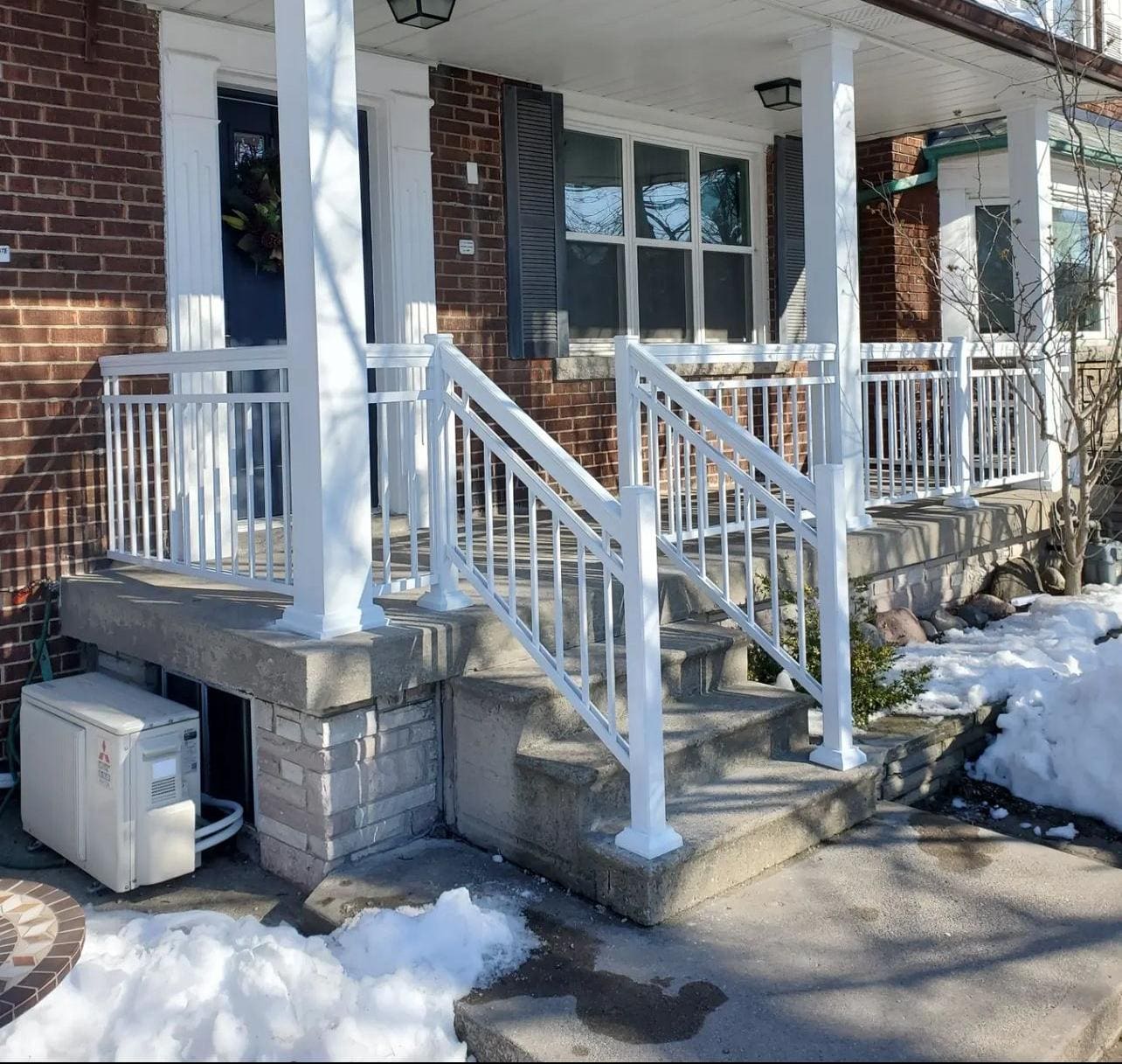 Aluminum porch and stair railing