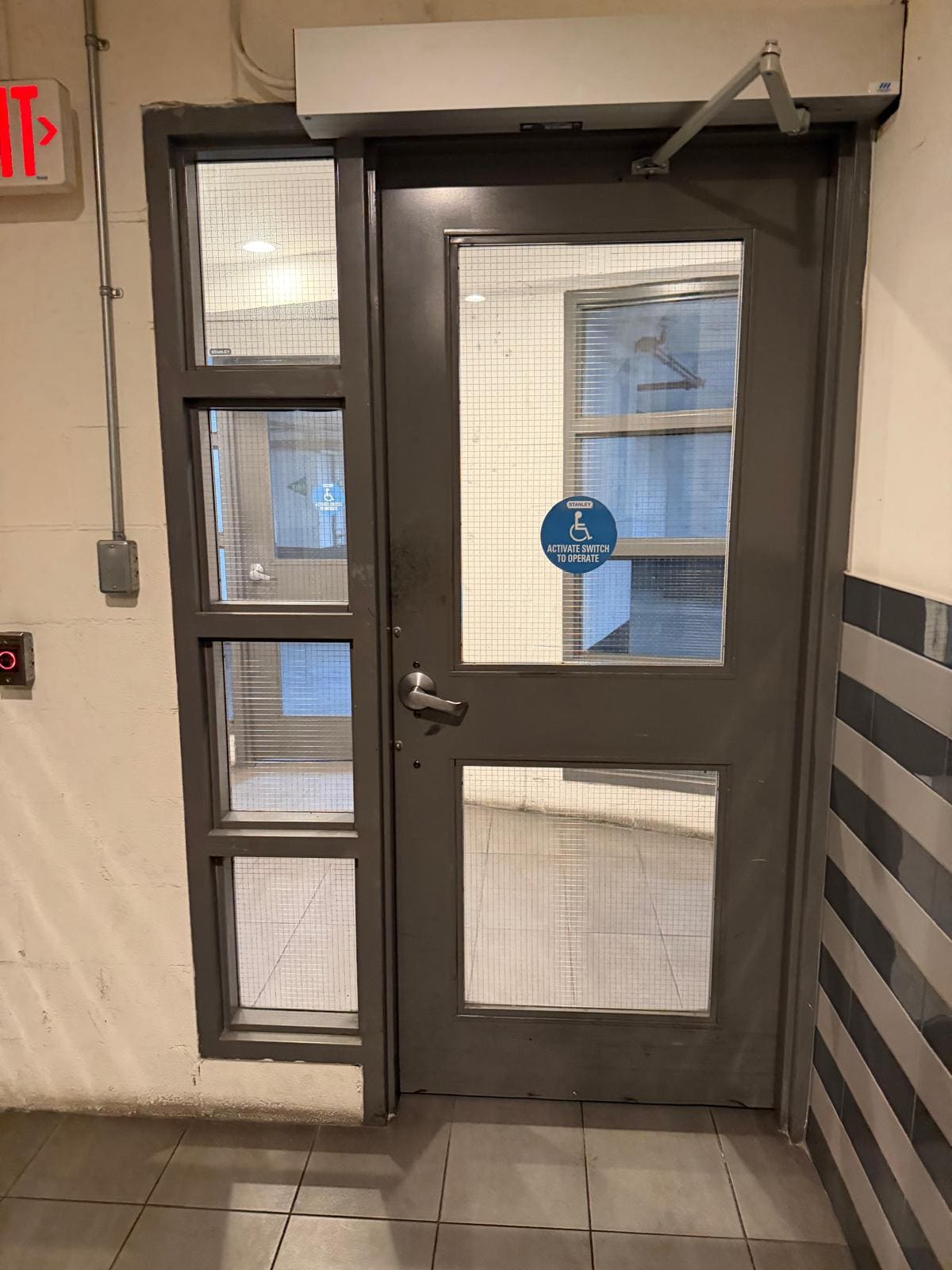 Commercial door glass and hardware service
